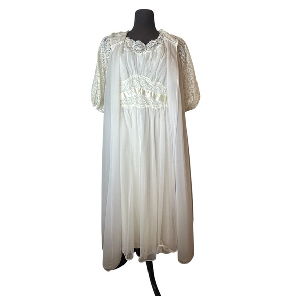 Vanity Fair Retro 60s Peignoir Two Piece Romantic Lace Nightgown & Robe Set S/M - Picture 6 of 15